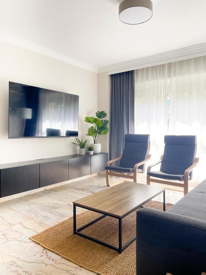 Holidays2Malaga Tomas De Echeverria 150 Mts To Beach & High Speed Wifi & Parking Leilighet Eksteriør bilde