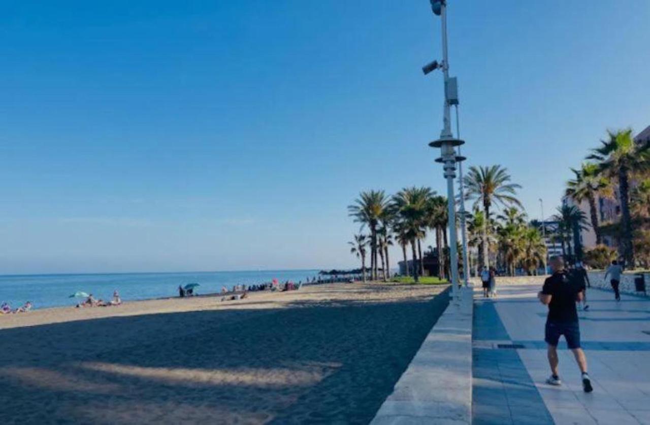 Holidays2Malaga Tomas De Echeverria 150 Mts To Beach & High Speed Wifi & Parking Leilighet Eksteriør bilde